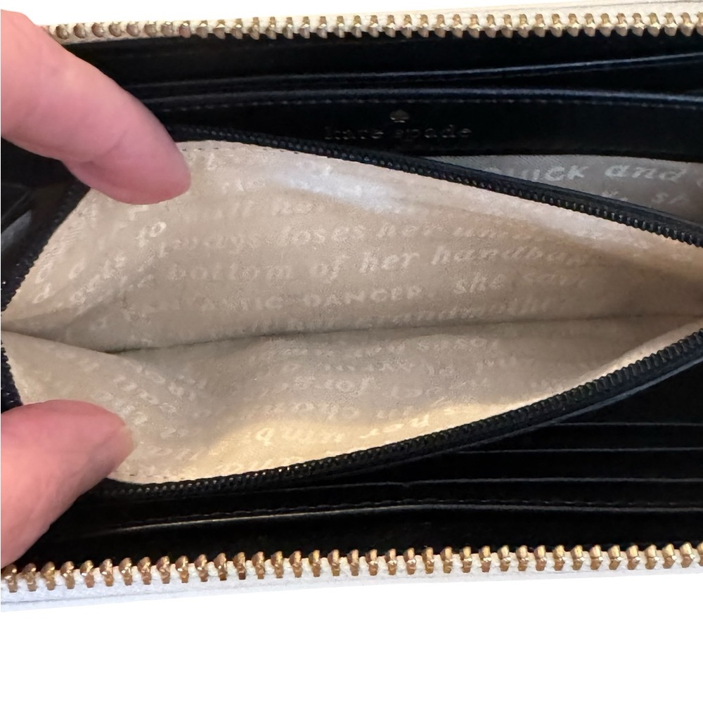 Kate Spade Continental Zippy Wallet w/ Storybook Lining - Picture 11 of 11